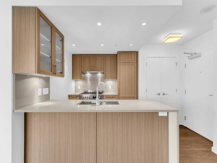 2502-5665 Boundary Road, Vancouver, BC, V5R 0E4 - 9