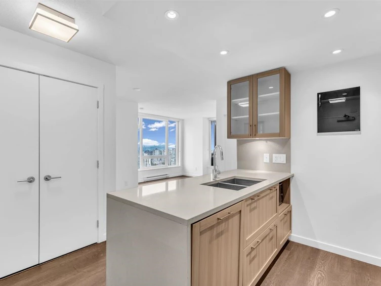 2502-5665 Boundary Road, Vancouver, BC, V5R 0E4 - 12