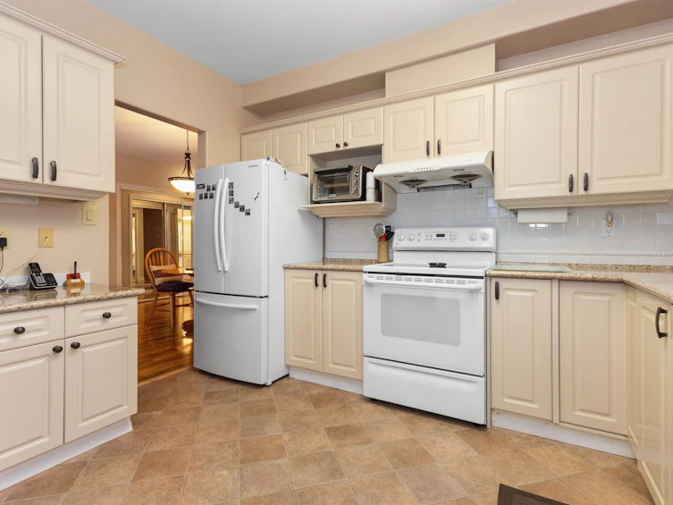 2205-8485 Young Road, Chilliwack, BC, V2P 7Y7 - 11