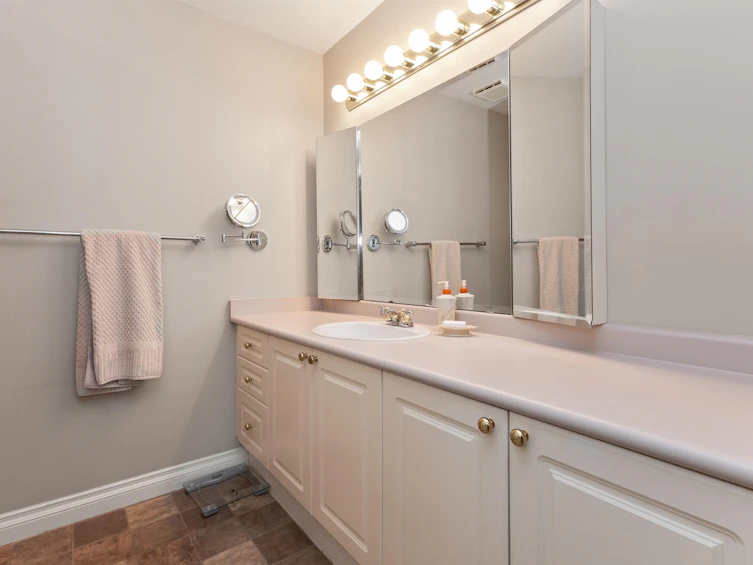 2205-8485 Young Road, Chilliwack, BC, V2P 7Y7 - 23