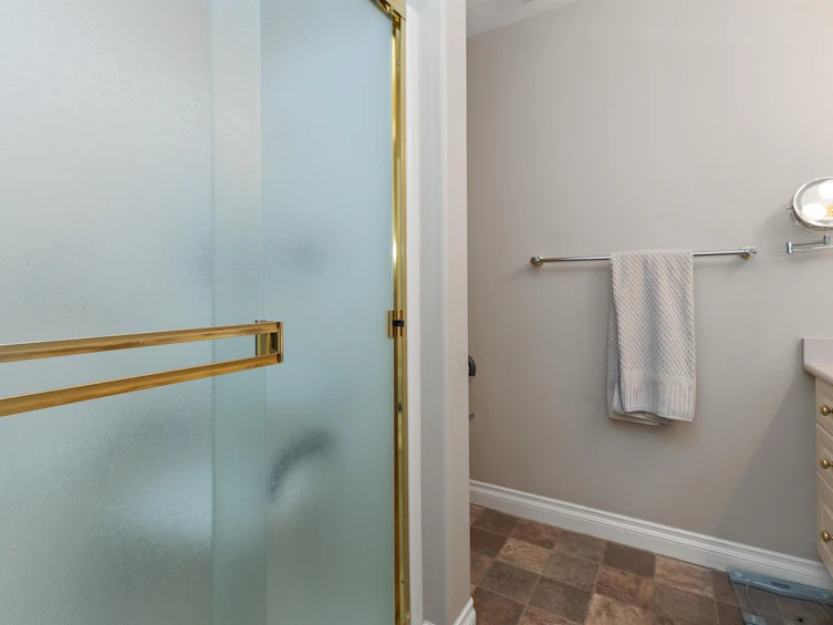 2205-8485 Young Road, Chilliwack, BC, V2P 7Y7 - 24