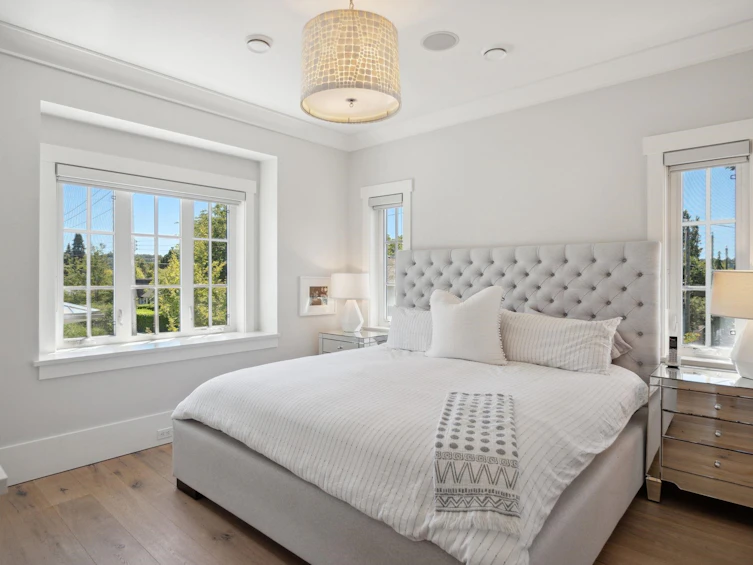 2596 W 14th Avenue, Vancouver, BC, V6K 2W7 - 8