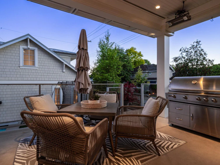 2596 W 14th Avenue, Vancouver, BC, V6K 2W7 - 29