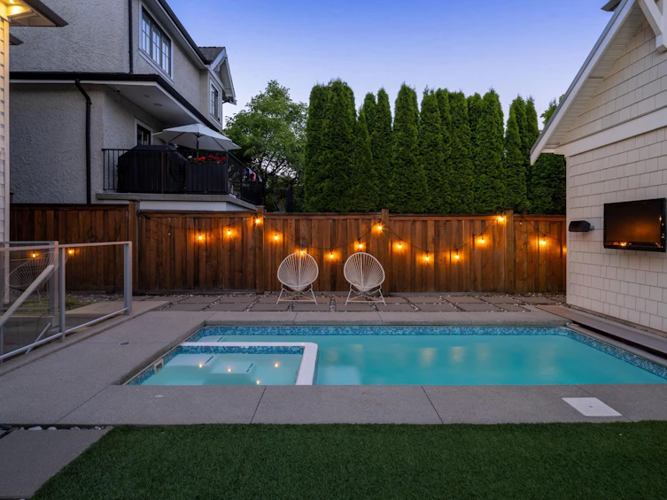 2596 W 14th Avenue, Vancouver, BC, V6K 2W7 - 30