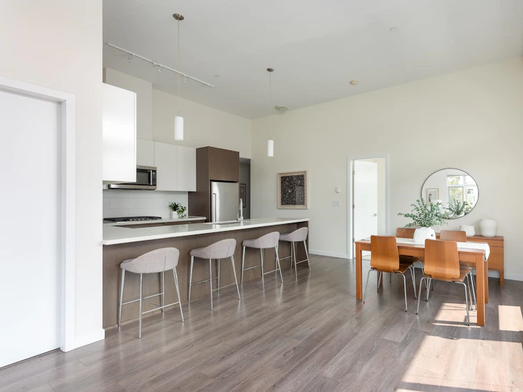 403-28 East Royal Avenue, New Westminster, BC, V3L 0B7 - 9