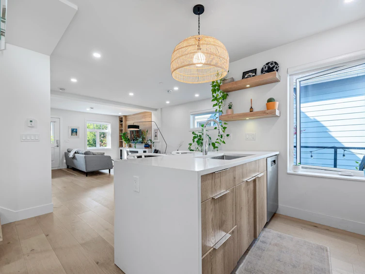 1-371 East 16th Avenue, Vancouver, BC, V5T 2T7 - 16