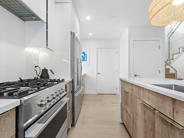 1-371 East 16th Avenue, Vancouver, BC, V5T 2T7 - 19