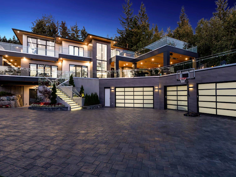 184 Kinsey Drive, Port Moody, BC, V3H 0G7