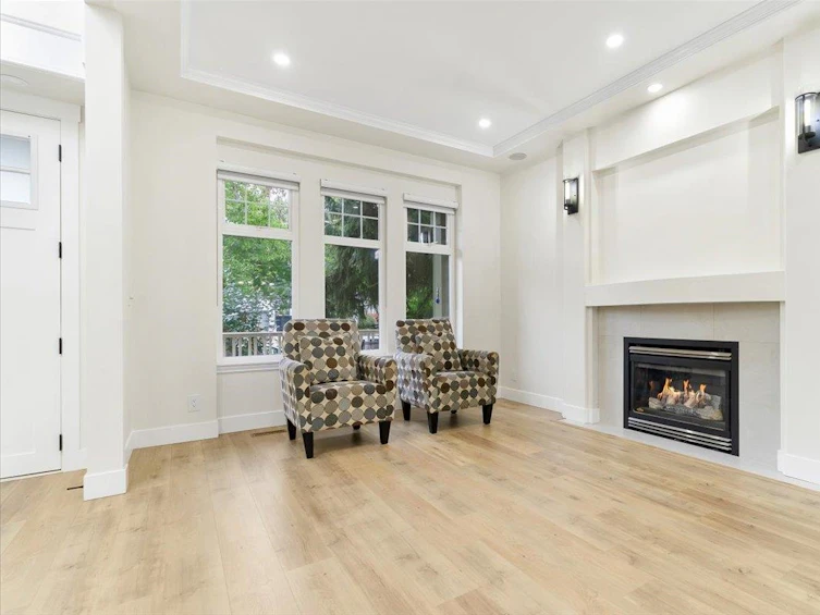 5061 223a Street, Langley, BC, V2Y 2V2 - 3
