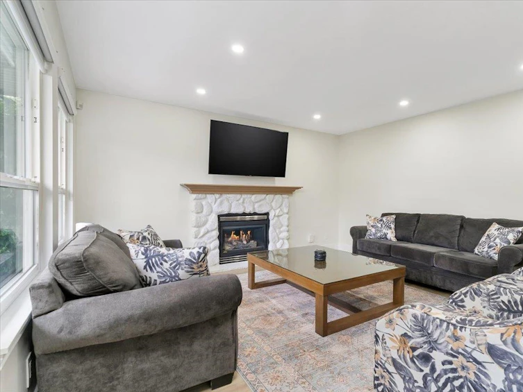 5061 223a Street, Langley, BC, V2Y 2V2 - 6
