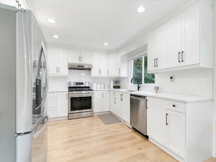 5061 223a Street, Langley, BC, V2Y 2V2 - 10