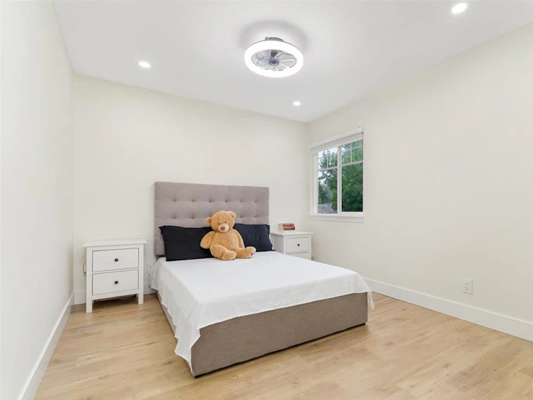 5061 223a Street, Langley, BC, V2Y 2V2 - 13