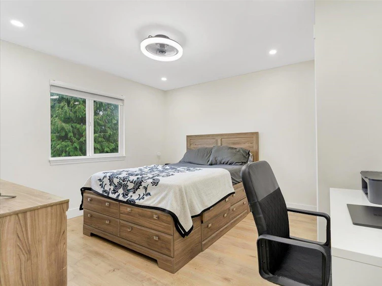 5061 223a Street, Langley, BC, V2Y 2V2 - 14