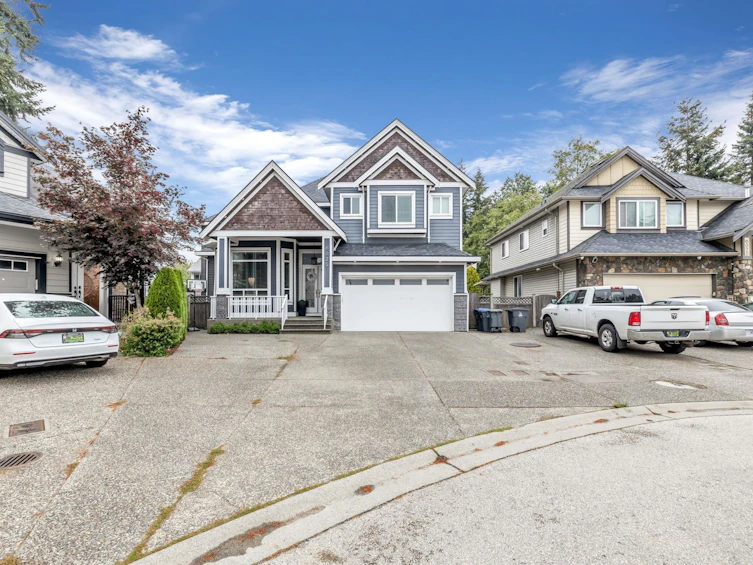 6025 131a Street, Surrey, BC, V3X 0E6