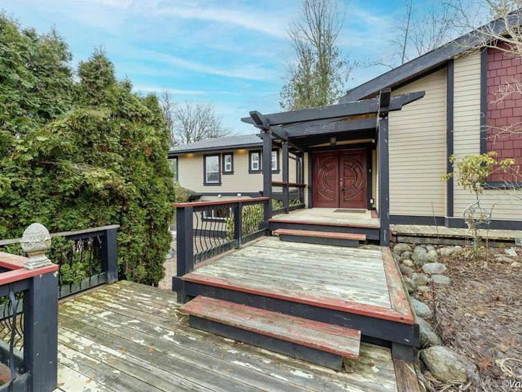 23326 16 Avenue, Langley, BC, V2Z 1K7