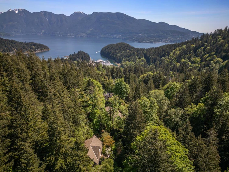 576 Cates Hill Road, Bowen Island, BC, V0N 1G2 - 4