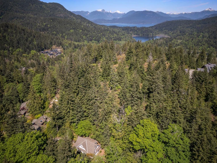 576 Cates Hill Road, Bowen Island, BC, V0N 1G2 - 5