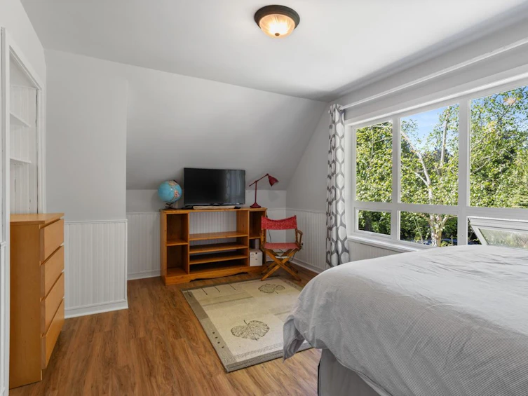 576 Cates Hill Road, Bowen Island, BC, V0N 1G2 - 25