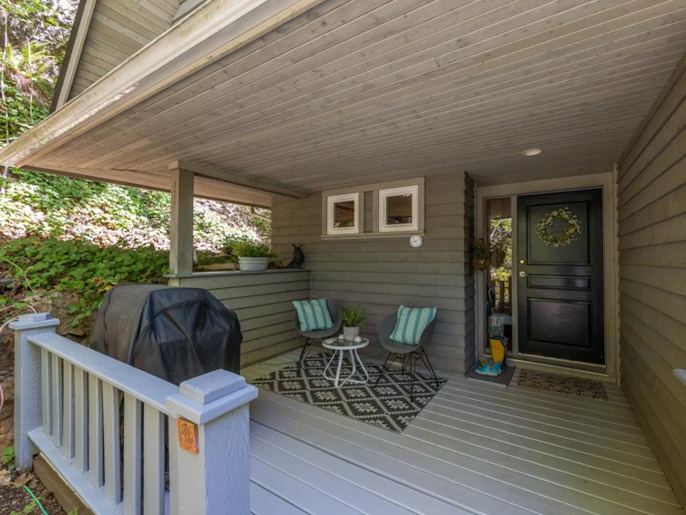 576 Cates Hill Road, Bowen Island, BC, V0N 1G2 - 34