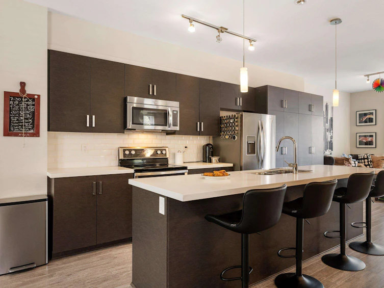 14-13886 62, Surrey, BC, V3X 0G2 - 13