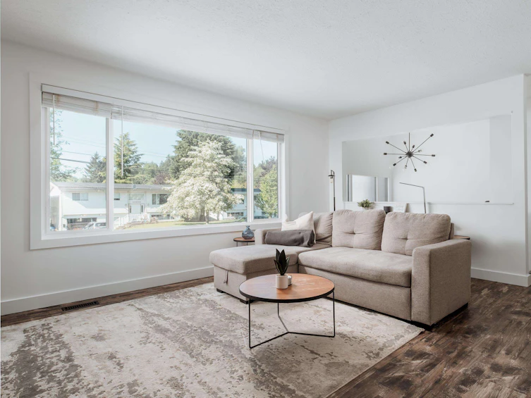 32054 Holiday Avenue, Mission, BC, V2V 2N1 - 4