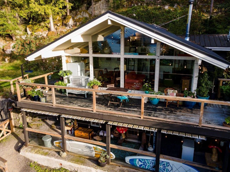 879 Windjammer Road, Bowen Island, BC, V0N 1G2 - 3