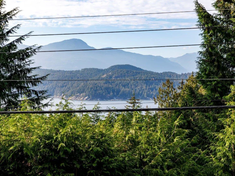 879 Windjammer Road, Bowen Island, BC, V0N 1G2 - 35