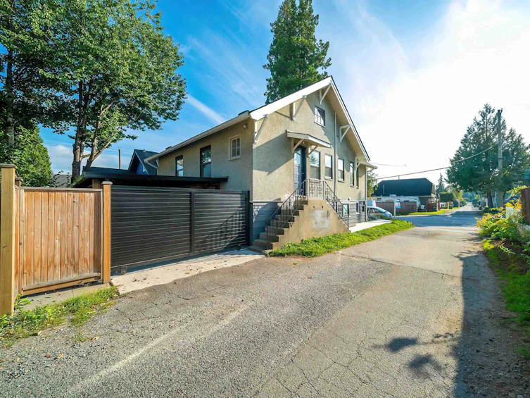 827 Tenth Street, New Westminster, BC, V3M 4A3 - 34