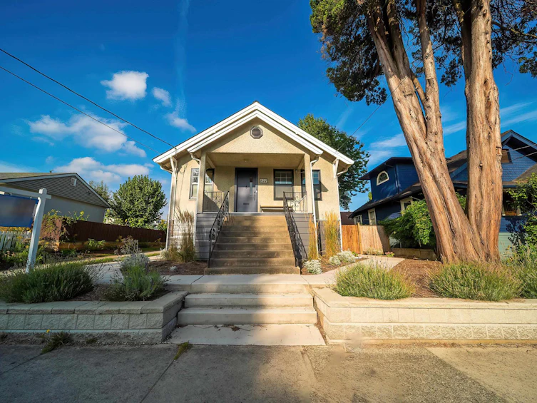827 Tenth Street, New Westminster, BC, V3M 4A3 - 27