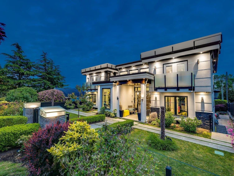 15568 Cliff Avenue, Surrey, BC, V4B 1V7 - 2