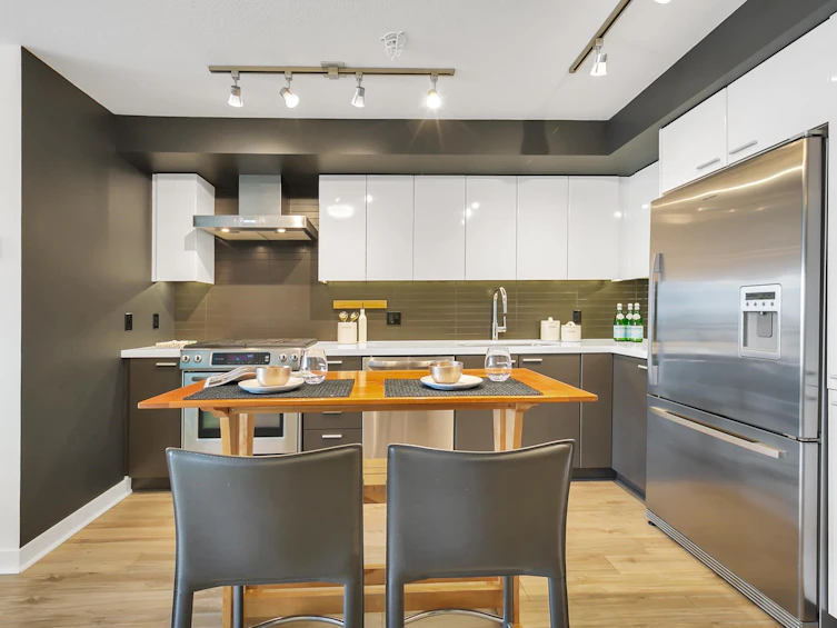 107-2888 E 2nd Avenue, Vancouver, BC, V5M 0B9 - 7