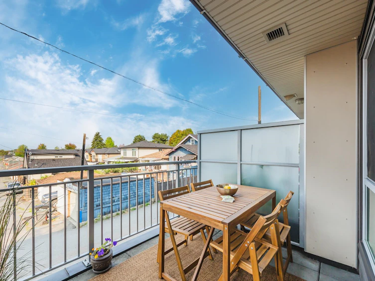 107-2888 E 2nd Avenue, Vancouver, BC, V5M 0B9 - 21