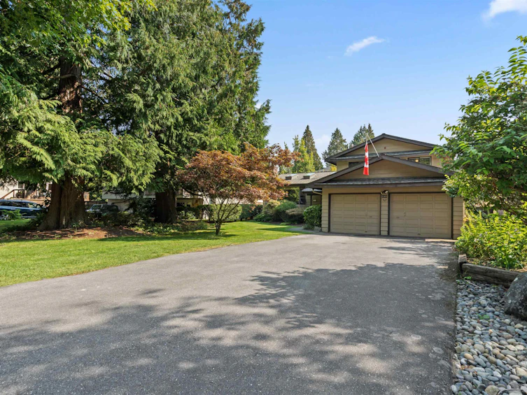 2364 Harbourgreene Drive, Surrey, BC, V4A 5J2 - 3