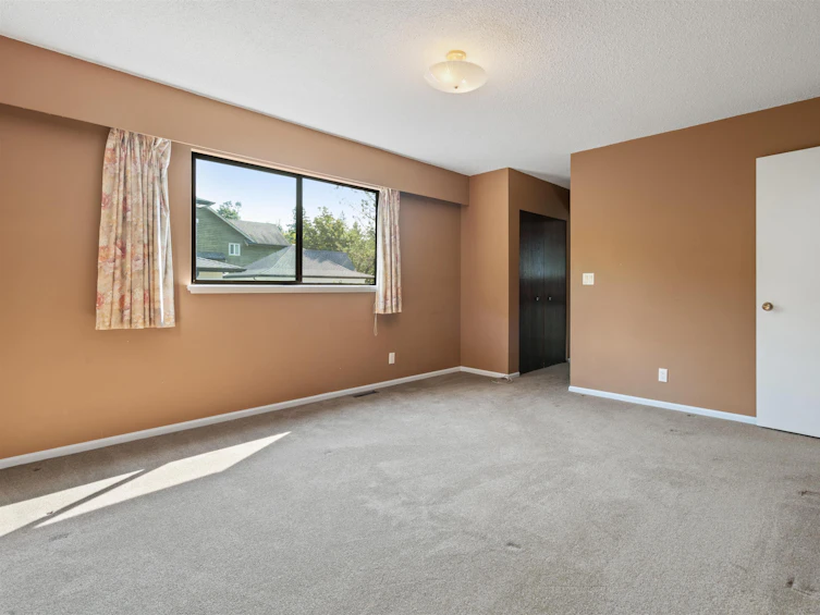 2364 Harbourgreene Drive, Surrey, BC, V4A 5J2 - 18