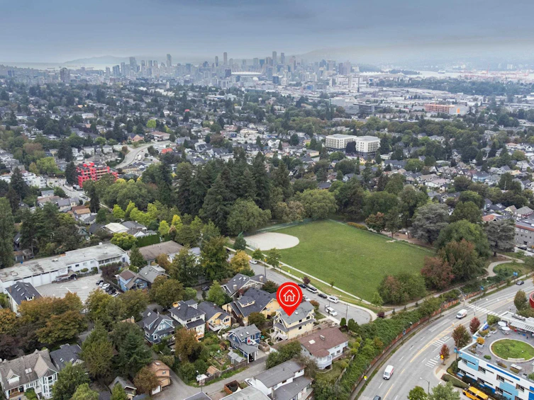 1672 E 15th Avenue, Vancouver, BC, V5N 2G1 - 29