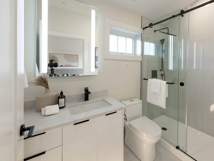1672 E 15th Avenue, Vancouver, BC, V5N 2G1 - 17