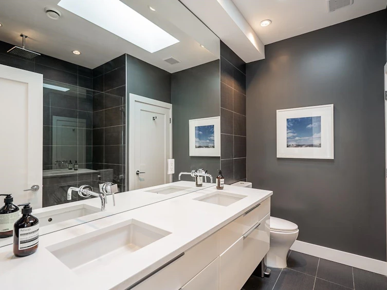 33 E 22nd Avenue, Vancouver, BC, V5V 1T3 - 18