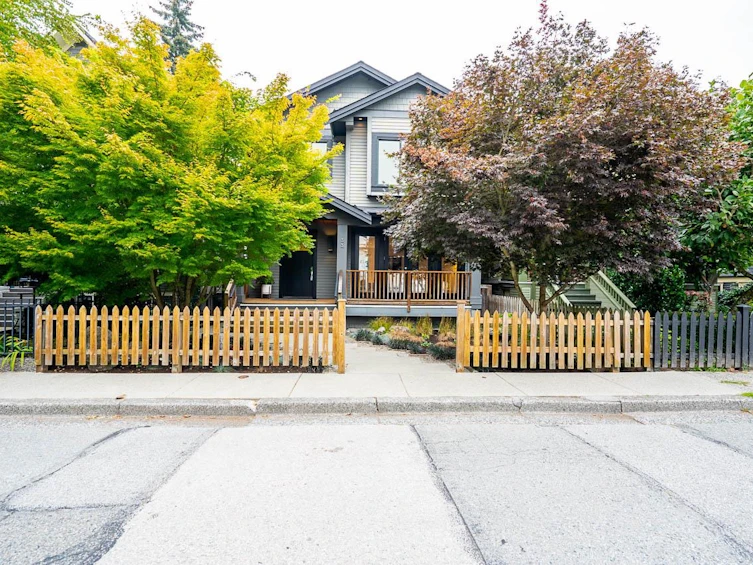 33 E 22nd Avenue, Vancouver, BC, V5V 1T3 - 40