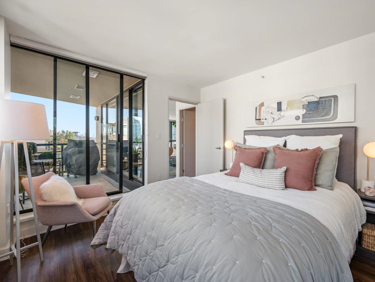 801-124 West 1st Street, North Vancouver, BC, V7M 3N3 - 17