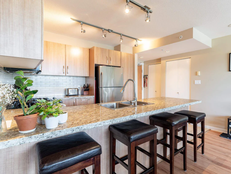 1005-651 Nootka Way, Port Moody, BC, V3H 0A1 - 8
