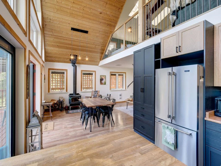 9850 Mckenzie Road, Halfmoon Bay, BC, V7Z 1G2 - 10