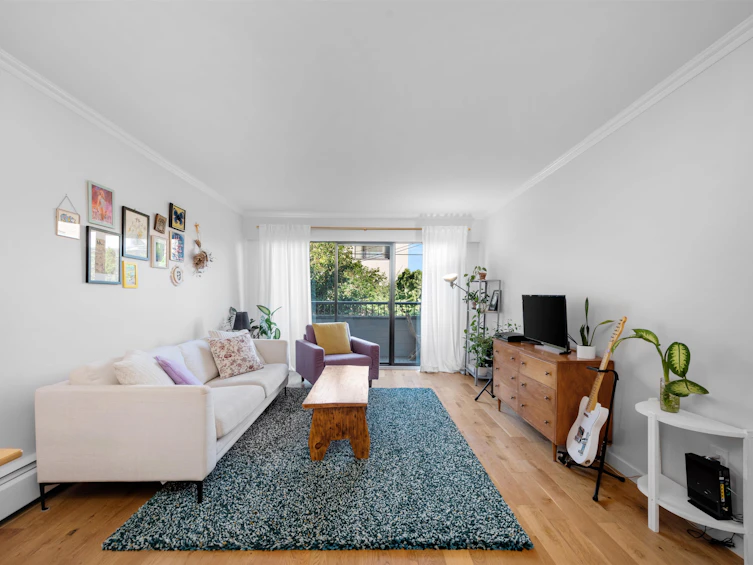 206-2475 York Avenue, Vancouver, BC, V6K 1C9 - 3