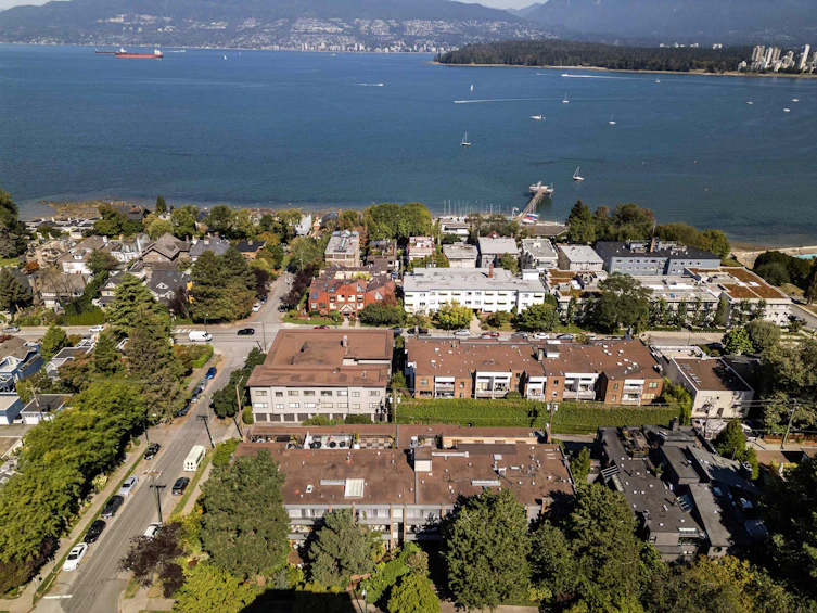 206-2475 York Avenue, Vancouver, BC, V6K 1C9 - 22