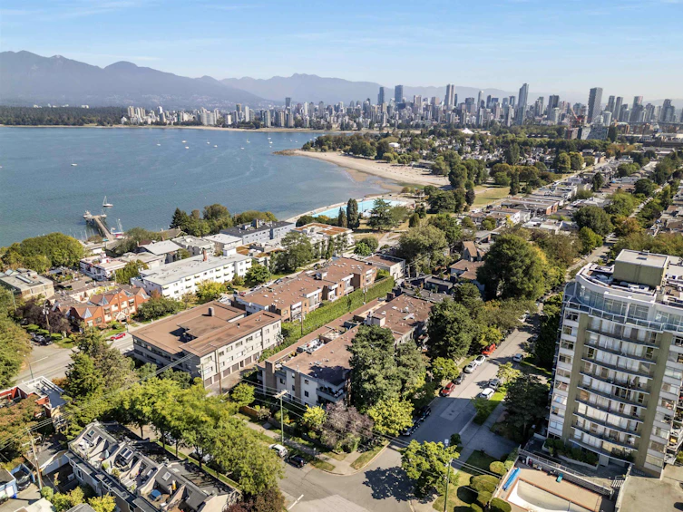 206-2475 York Avenue, Vancouver, BC, V6K 1C9 - 24