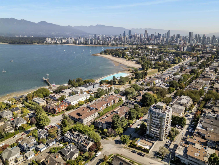 206-2475 York Avenue, Vancouver, BC, V6K 1C9 - 26