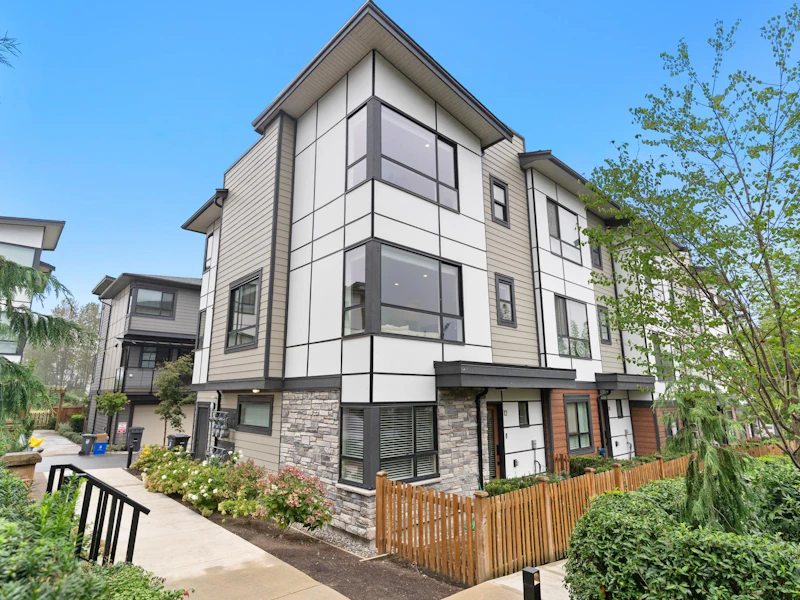 12 - 20150 81st Avenue, Langley BC