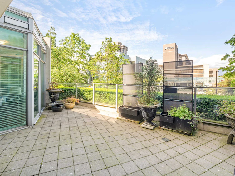 202-1616 Bayshore Drive, Vancouver, BC, V6G 3L1 - 6