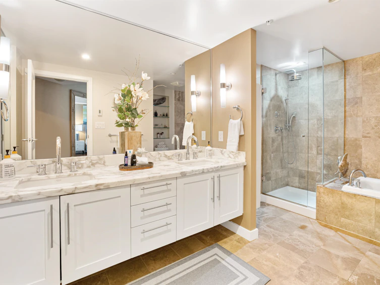 202-1616 Bayshore Drive, Vancouver, BC, V6G 3L1 - 8