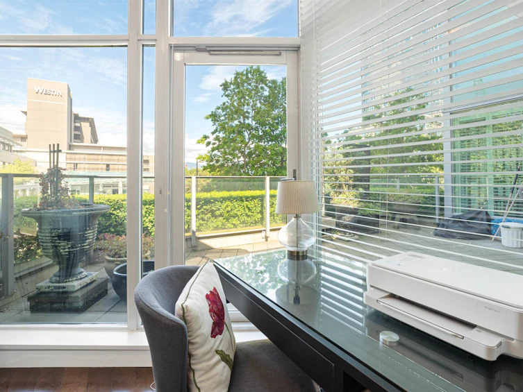 202-1616 Bayshore Drive, Vancouver, BC, V6G 3L1 - 21