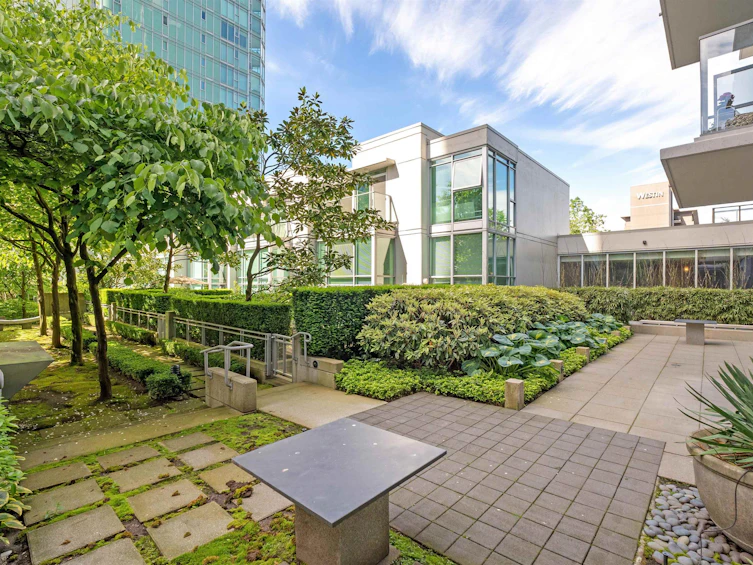 202-1616 Bayshore Drive, Vancouver, BC, V6G 3L1 - 26